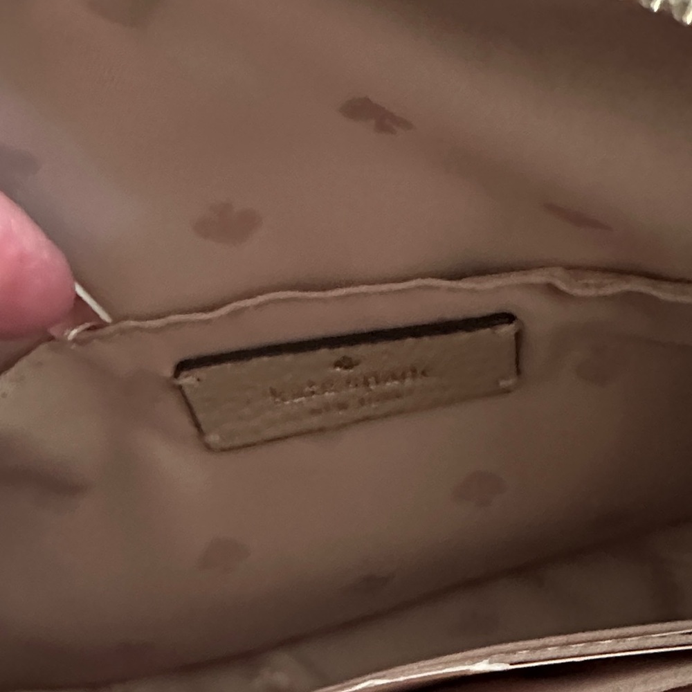 Kate spade Elegant Beige Crossbody Bag NWT - Picture 9 of 13